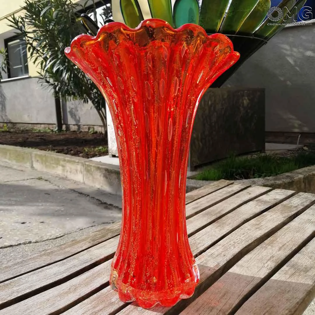 Flower Vase - Red And Gold - Original Murano Glass OMG 4 Flower Vase - Red And Gold - Original Murano Glass OMG - Image 2