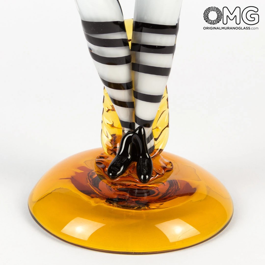 Couple Goldoni Venetian Figurines - White - Original Murano Glass OMG 14 Couple Goldoni Venetian Figurines - White - Original Murano Glass OMG - Image 12